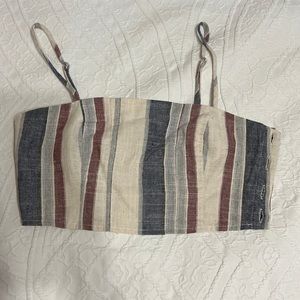 Linen textured Crop Top with buttons on the side. great quality